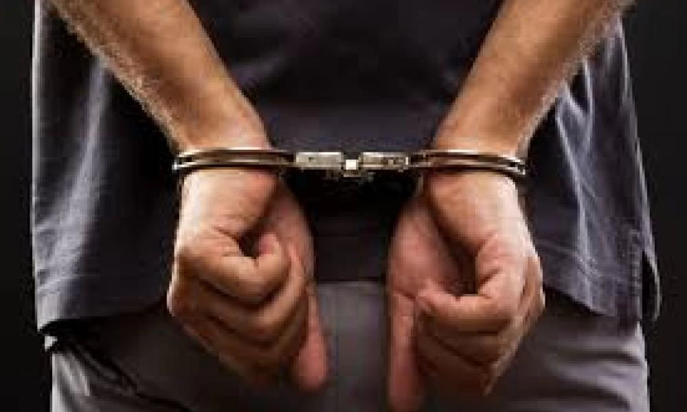 Η δικαιοσύνη άργησε 22 χρόνια: Σύλληψη Αλβανού για φόνο το 1998!